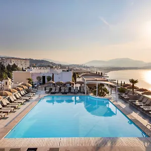 Hotel Radisson Blu, Niza