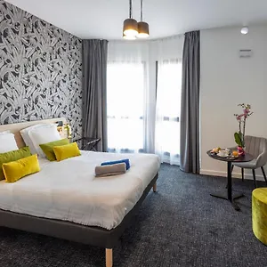 Lejlighedshotel Nemea Arenas Aeroport