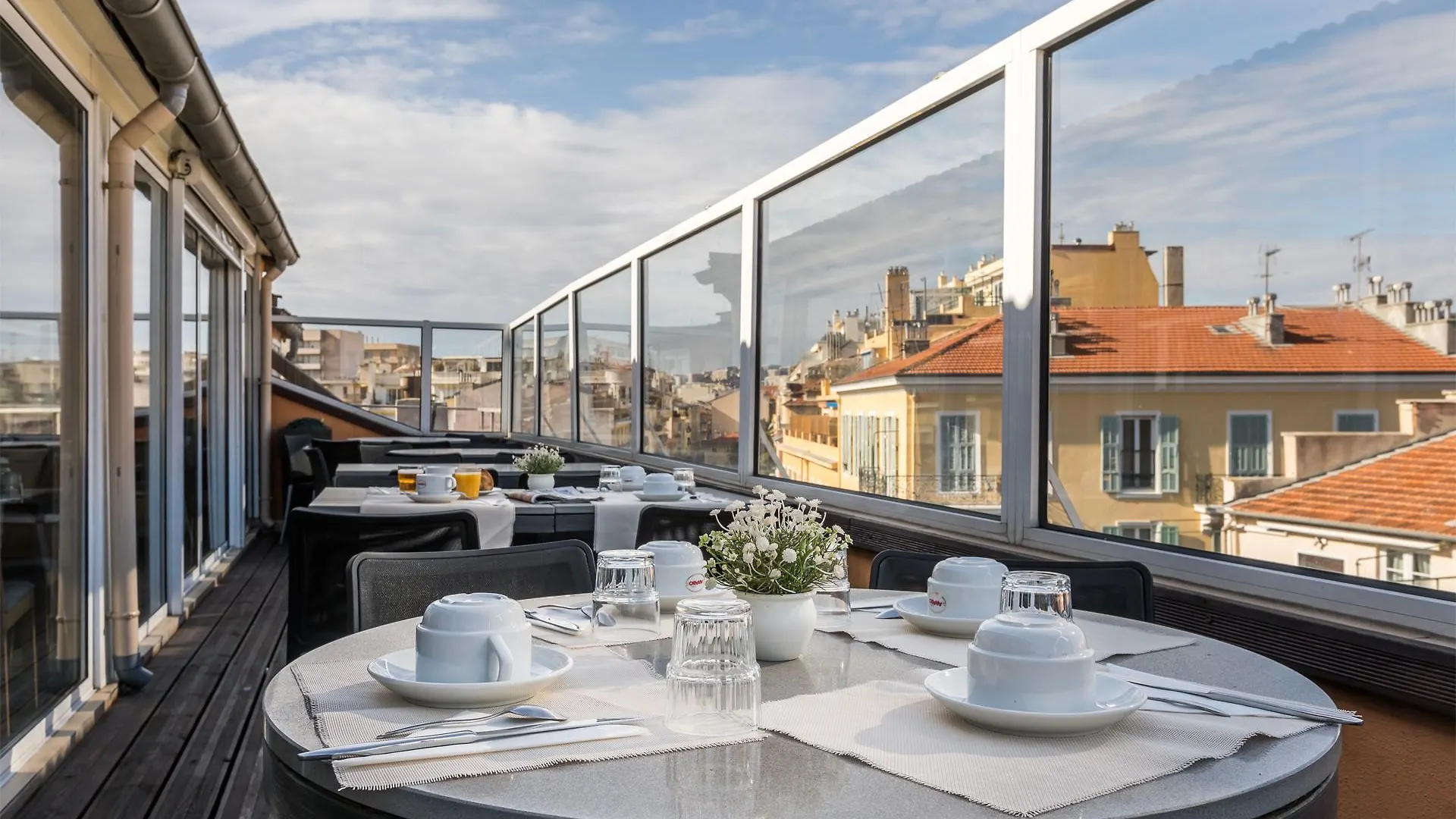 ניס Hotel De Suede